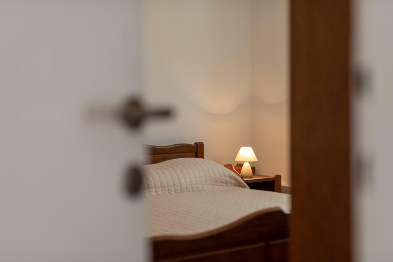 Apartment Dinka Трогір Екстер'єр фото